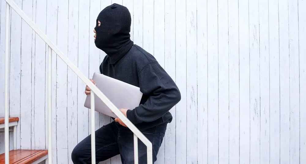 theft-in-workplace-t